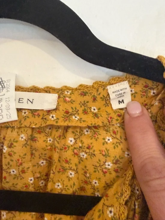 Doen Floral Blouse - Women Tops - Picture 3 of 6